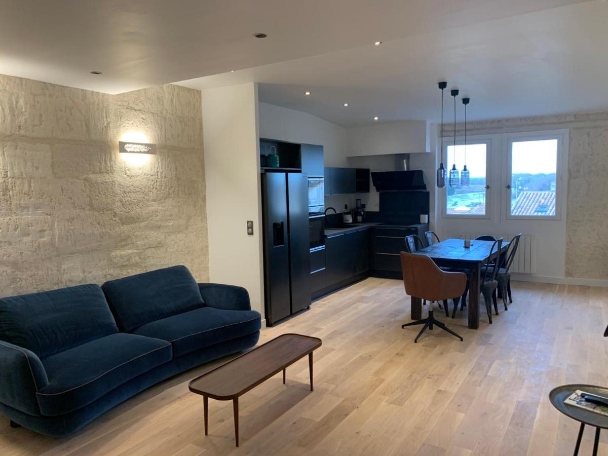 ארל Superbe Appartement Avec Vue מראה חיצוני תמונה